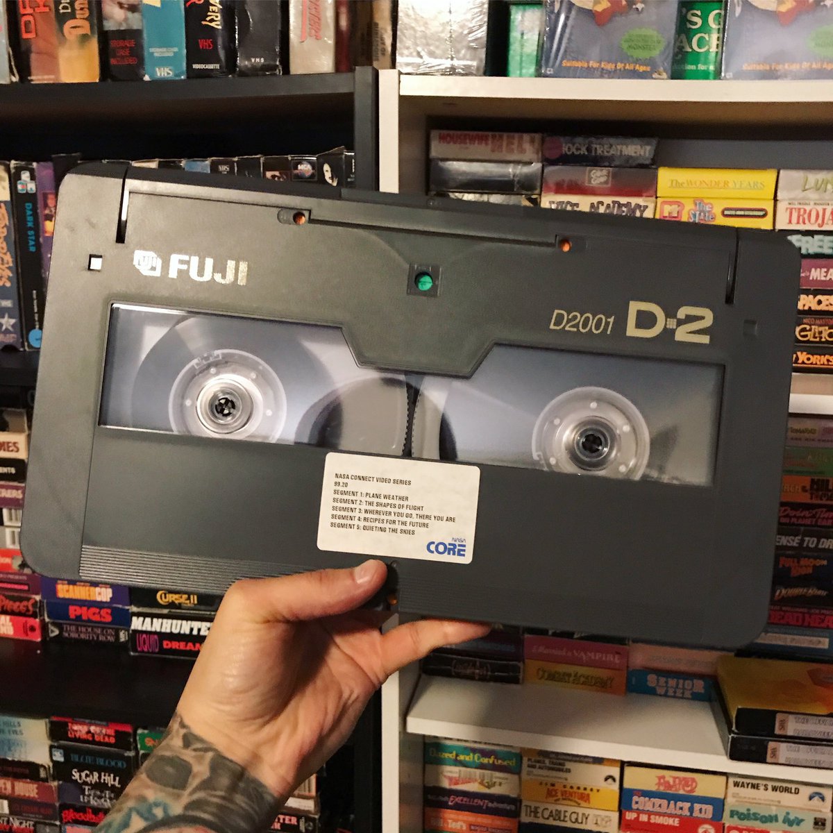 LunchmeatVHS tweet media