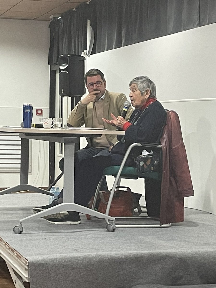 MaceCollege's tweet photo. « Racontez ce que je vous ai raconté, vous êtes maintenant notre mémoire » . Indispensable et bouleversant témoignage de Ginette Kolinka ce matin au collège Hubert Germain #ginettekolinka @acversailles @villedesuresnes @CharlineAvenel #shoah https://t.co/xoBDyK682W