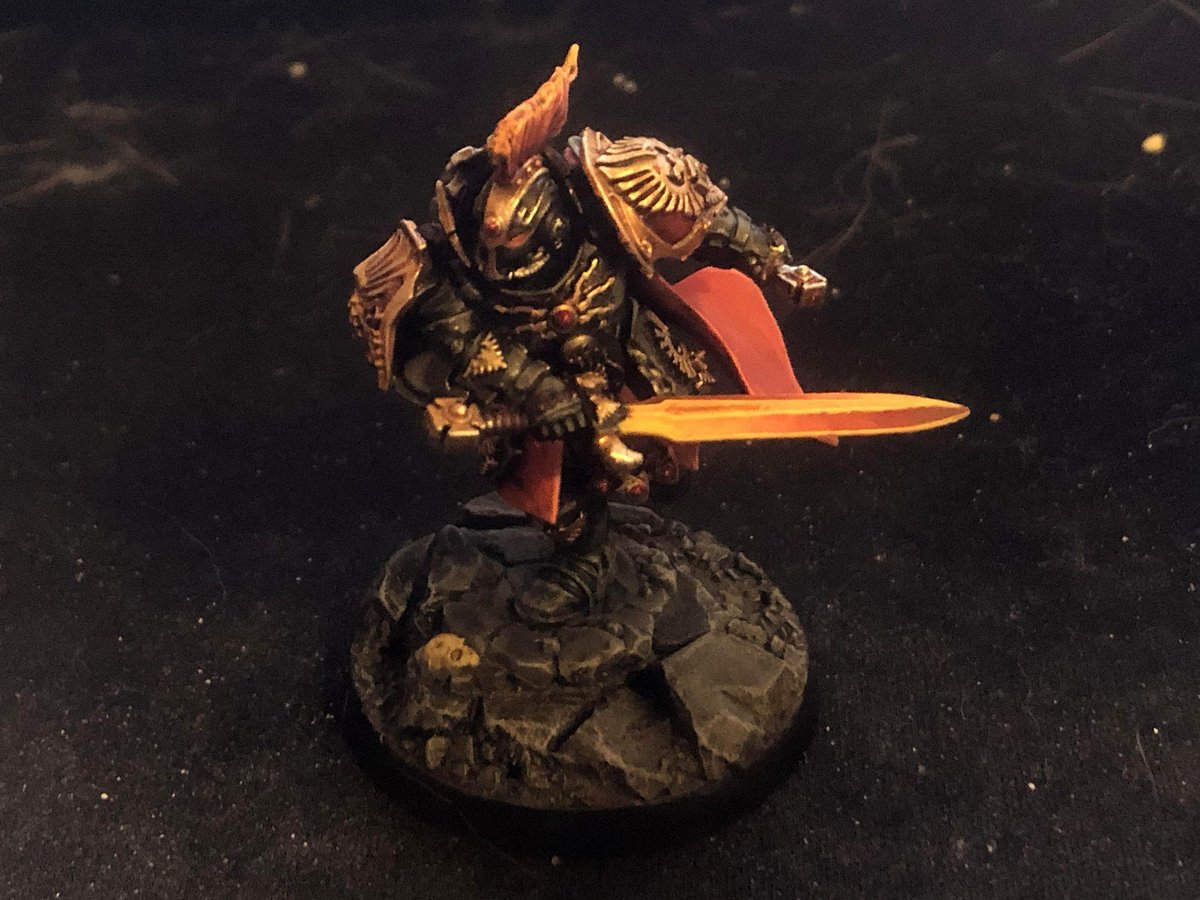 BolisGuillaume's tweet photo. w40k Adeptus custodes blade champion I painted as a member of the Shadowkeepers shield host.

#miniaturepainting #w40k #warhammer40000 #WarhammerArt #custodes #shadowkeepers #WarhammerCommunity https://t.co/wL4MSK7Y41