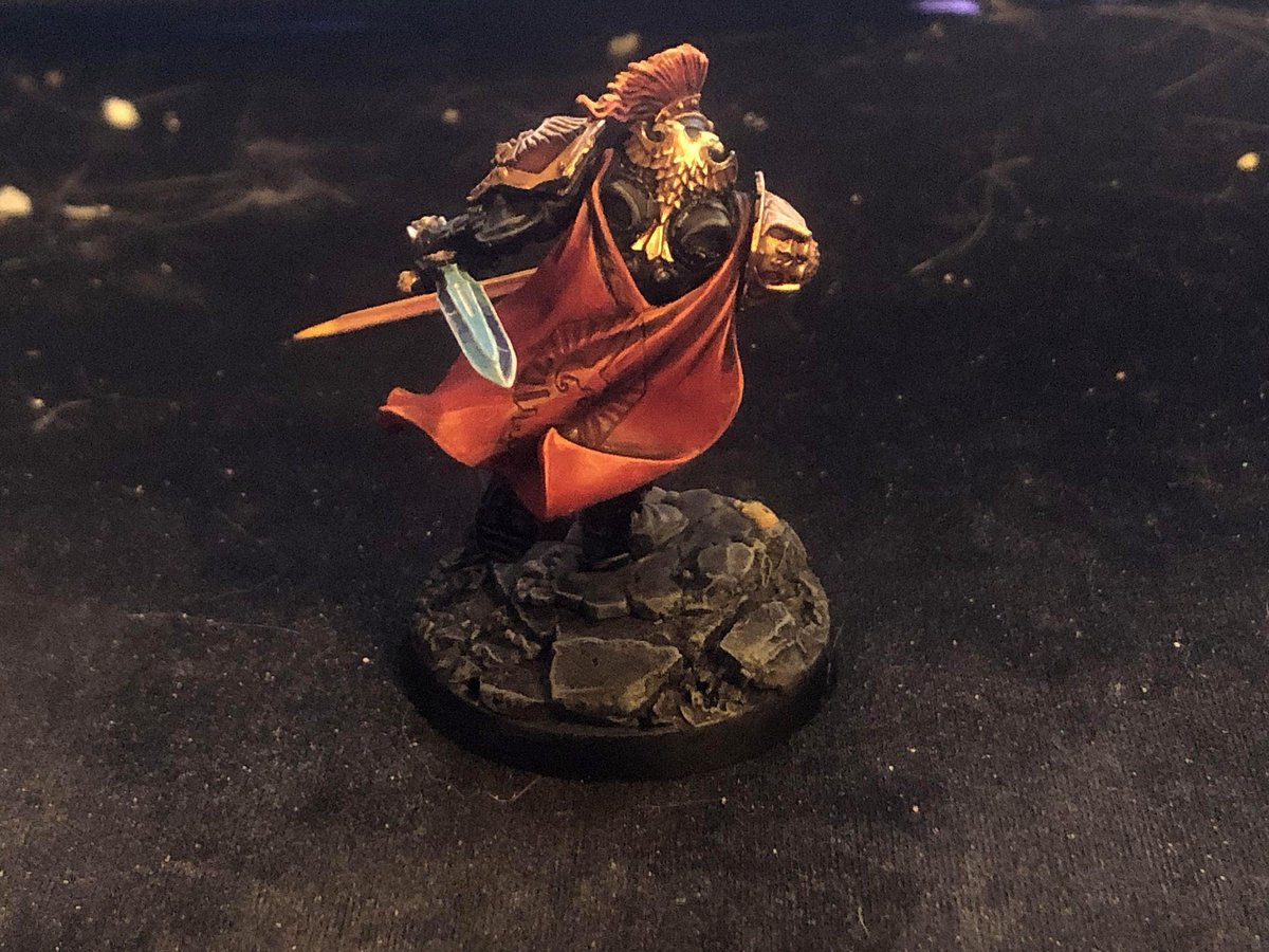 BolisGuillaume's tweet photo. w40k Adeptus custodes blade champion I painted as a member of the Shadowkeepers shield host.

#miniaturepainting #w40k #warhammer40000 #WarhammerArt #custodes #shadowkeepers #WarhammerCommunity https://t.co/wL4MSK7Y41
