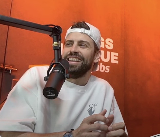 BarcaUniversal's tweet photo. Piqué: "Puyol had been at Barça for 11 years and had never partied before. One day I invited him, and he accepted. He went out twice with me, and then a rumour came out in the media that Puyol partied a lot. He got angry and never went out partying again." *laughs* https://t.co/ILf5kJJCPn