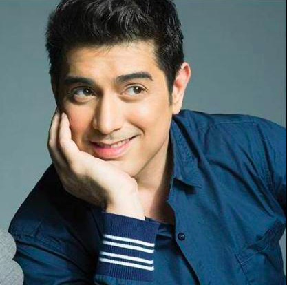 Mel on Twitter: "If you see this tweet, quote it with 4 pics that