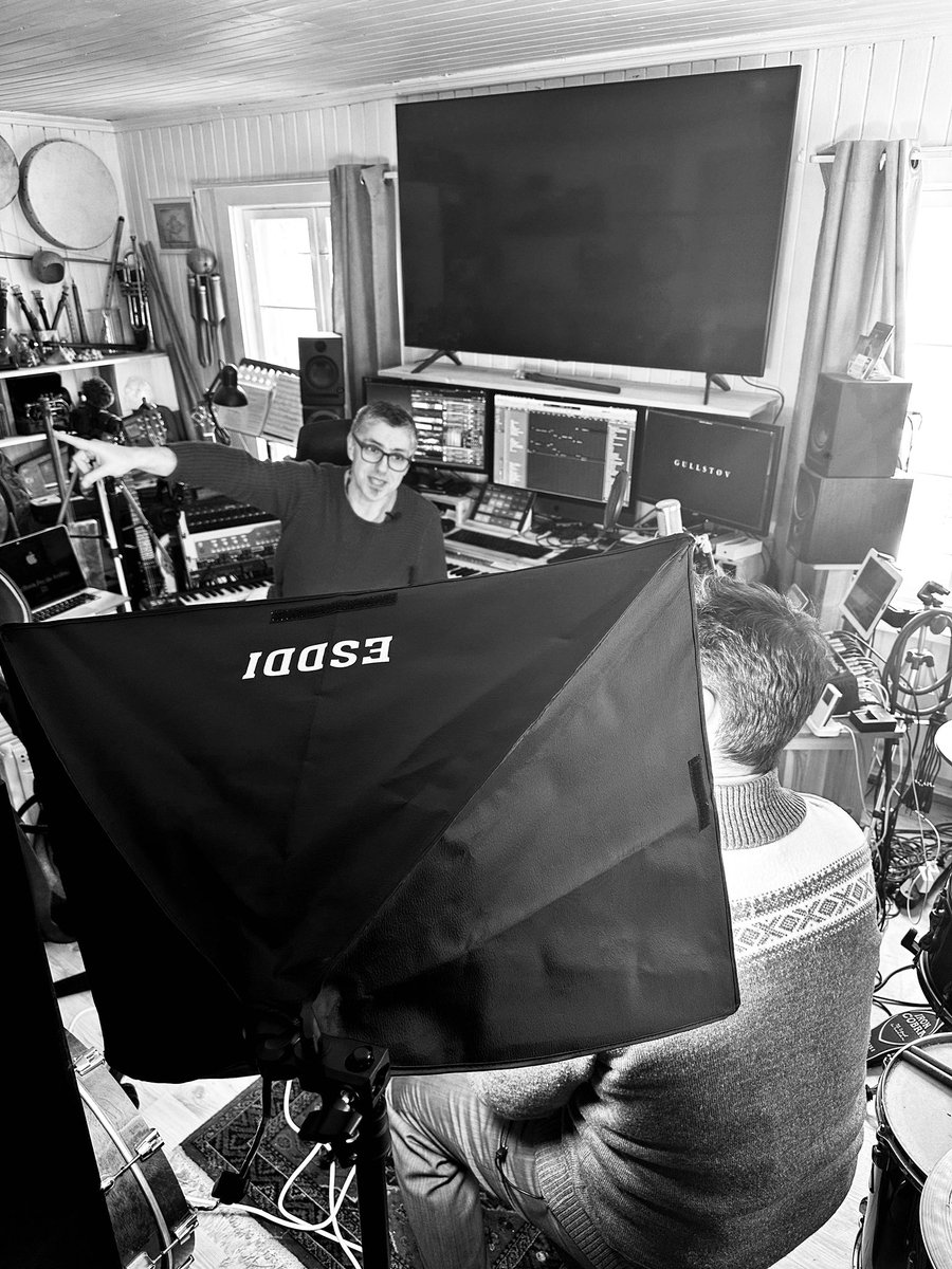 AndreuJacob's tweet photo. Something is coming 😉 
(picture Anastasia Foglietti-Nordland) 
https://t.co/45bTQjkBSN https://t.co/gT280xQGRa