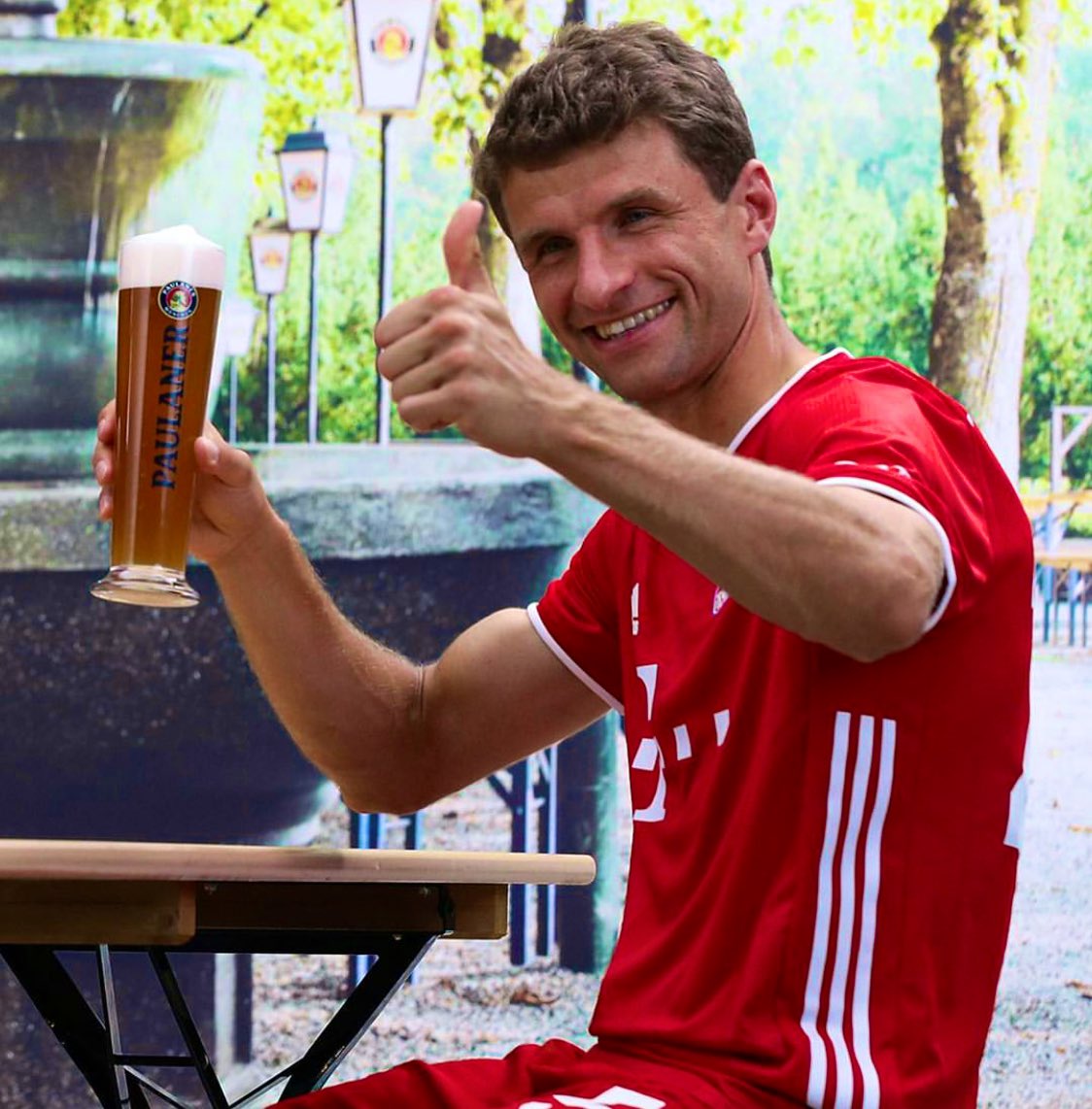 sala12-on-twitter-thomas-m-ller-com-a-camisa-do-bayern-655-jogos-234