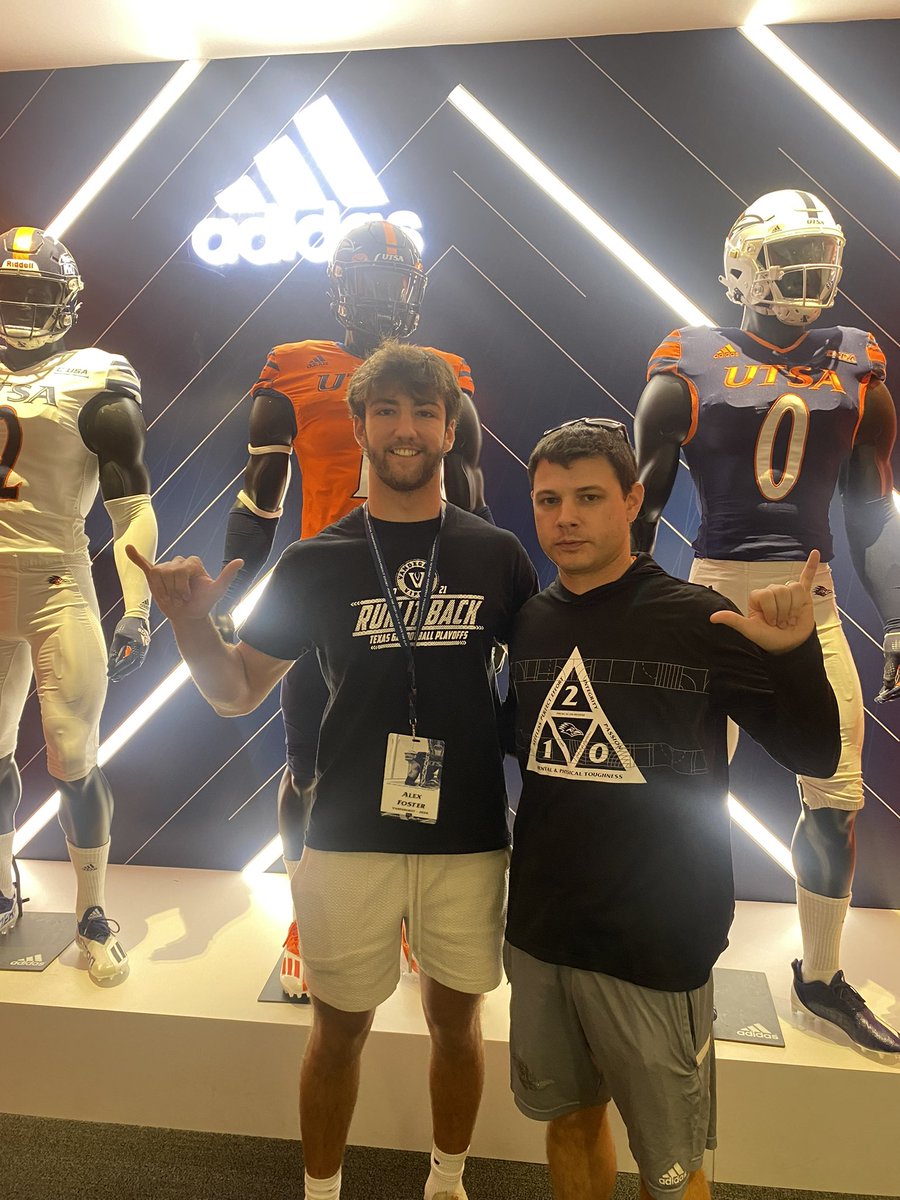 #AGTG After a great conversation with <a href="/CoachTraylor/">Jeff Traylor</a> I’m blessed to have earned my first D1 offer from UTSA! @UTSACoachStad <a href="/CoachBrownUTSA/">Coach Zach Brown</a> <a href="/VHSFootball/">Vandegrift Football</a> <a href="/RecruitVandyFB/">Vandegrift HS Football Recruiting 🐍</a>