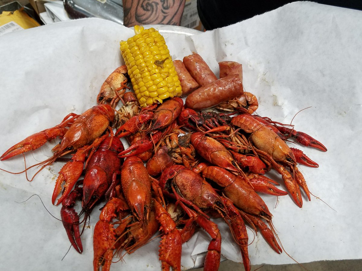 Quality Seafood tweet media