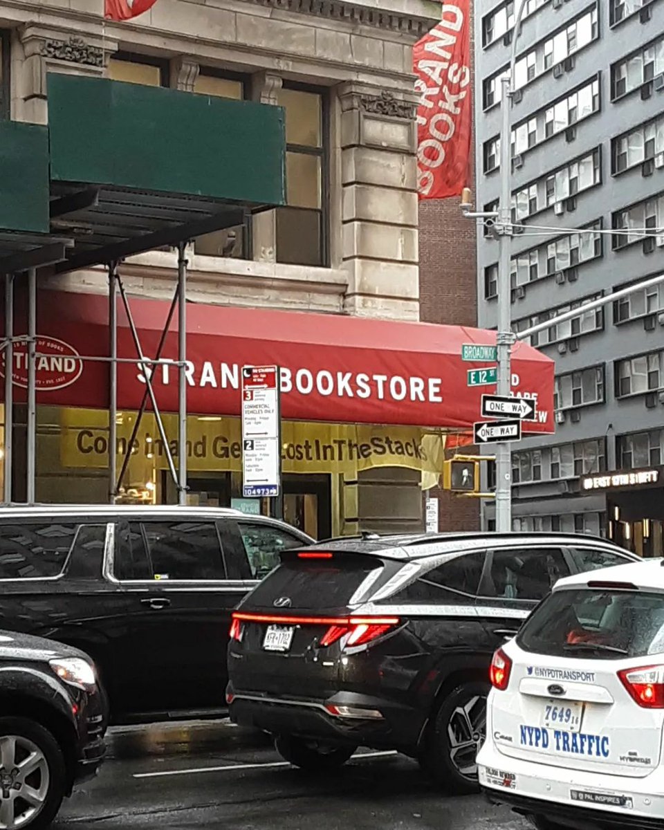writerchickmc's tweet photo. A rainy day in NYC is perfect for @strandbookstore ...actually, any day is.Didn't get a chance in January, so I made up for it today. Always find art/theatre/literary books I can't find anywhere else!๐๐๐ #strandbookstore #NYC #booklovers #bibliophiles #writerslife #authorslife https://t.co/vo5sn6zj2o