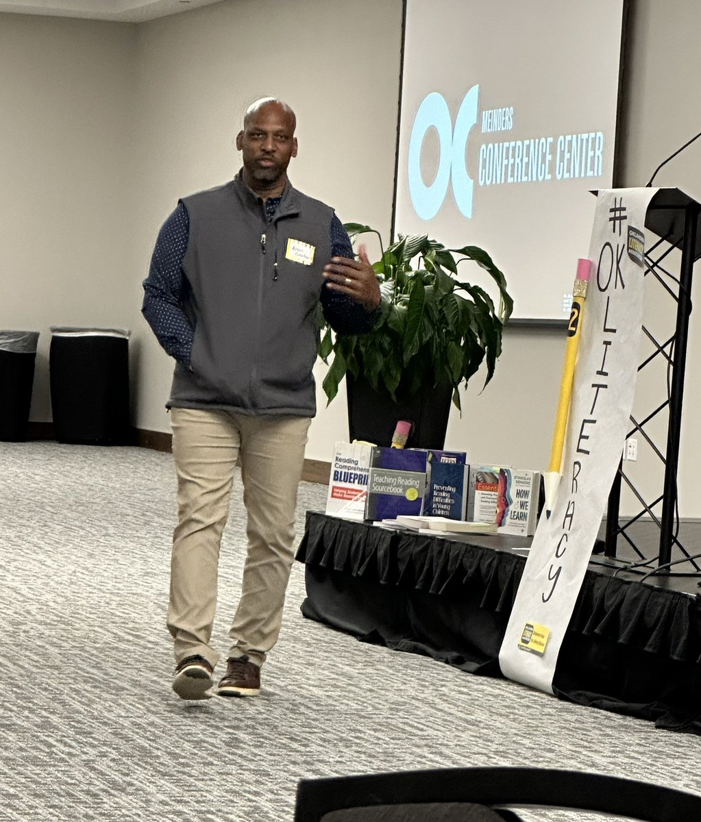 jskamorg's tweet photo. Thank you @Alton__Carter for sharing your inspirational story at the @LiteracyOKLA conference #OKliteracy #ELAOK https://t.co/YgWRUFxIbP