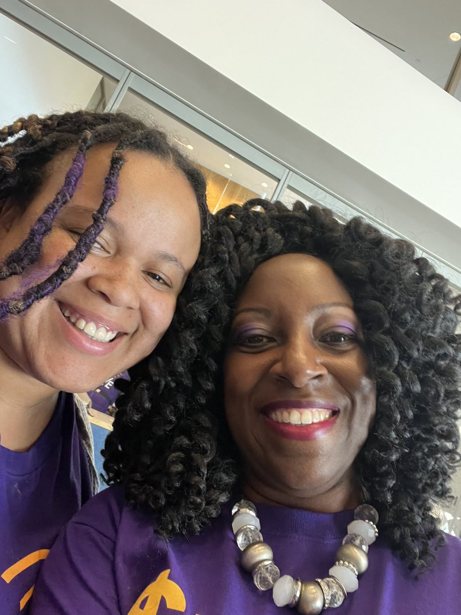 sugamamatweets's tweet photo. Extraordinary day of learning at the @dcpave #BudgetForum! #purplewave #parentpower #parentpriorities https://t.co/jMPr8i8vXW