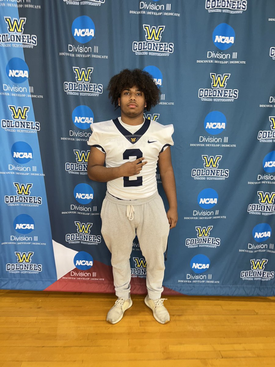 Jyzaiah4's tweet photo. Had a great visit at Wilkes University thank you @DBiever for showing me what @WilkesFootball is like loved the energy there 💪🏾 https://t.co/alJF0W6KH8