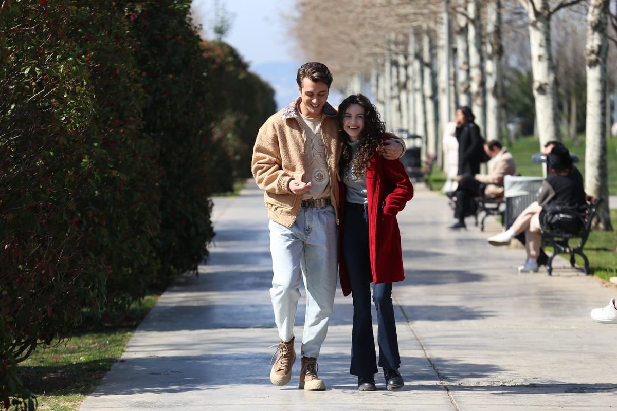 TvDunyasii's tweet photo. Su Burcu Yazgı Coşkun &amp; Onur Seyit Yaran 💥

#AsDor #Kardeşlerim #OnYaz https://t.co/v7IuNhIBo7