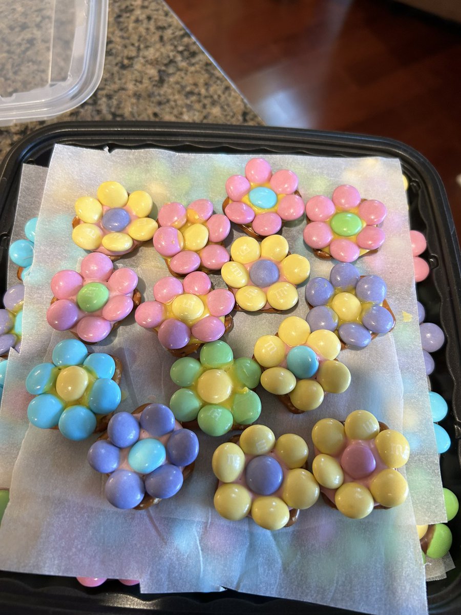 Well… one thing I’ve decided not to do in retirement is become a Lindt chocolatier! Tried my hand at homemade Easter chocolates today… I’m exhausted…and now know why we go to Anthony Thomas!!