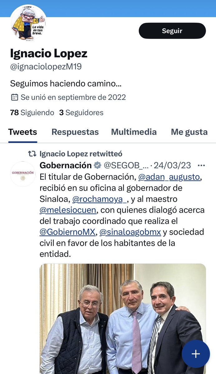 AdrianLopezMX's tweet photo. Llegaron los trolls y los pasistas que cobran en la UAS a defender al “Maestro”. 

No les gustó el desplegado de hoy. https://t.co/k2EP1Gl0Wp