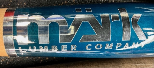 pbkamloops's tweet photo. New for this baseball season is from a great Canadian bat company @mark_lumber. We just received a large order and they are on the rack now. Don't miss out on these beautiful bats!

#baseball #bats #marklumber #pbkamloops #getinthegame https://t.co/wIN6npIP8j
