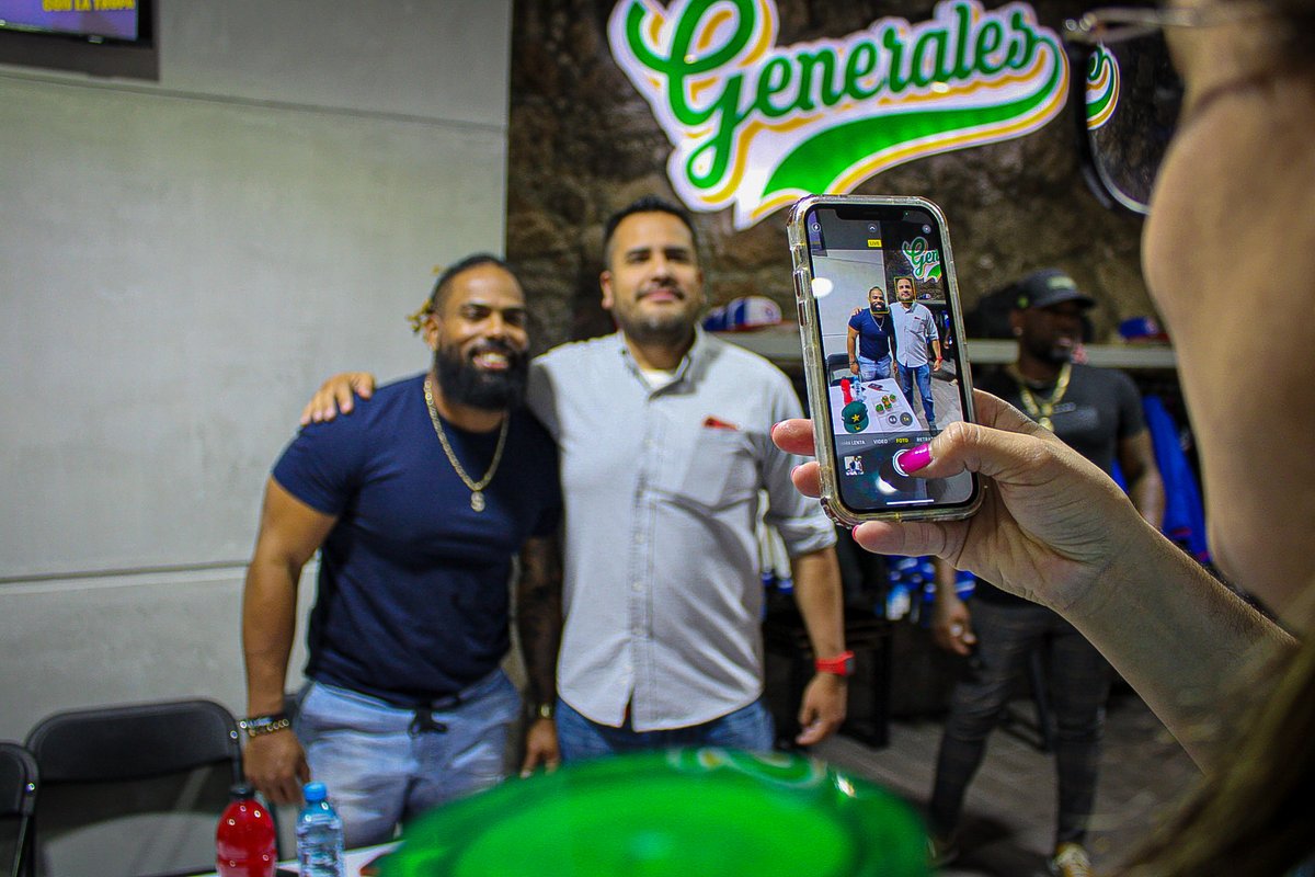 GeneralesdDgo's tweet photo. Agradecemos a todas las personas que acudieron a #GeneralesStore, tras nuestro festejo de aniversario.
ยกGRACIAS AFICIรN! โพ๐๐ป๐
#๐บ๐๐๐๐๐๐๐ซ๐๐๐๐๐๐ https://t.co/th1oRa7Lsc