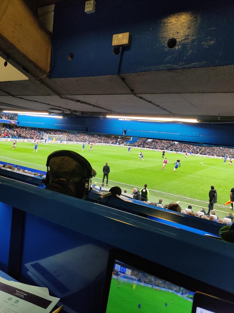 Pulsating action at the Bridge. Chelsea battering down the door at a ferocious pace but no joy so far..
Updates on Sky News &amp; RTE Radio 1