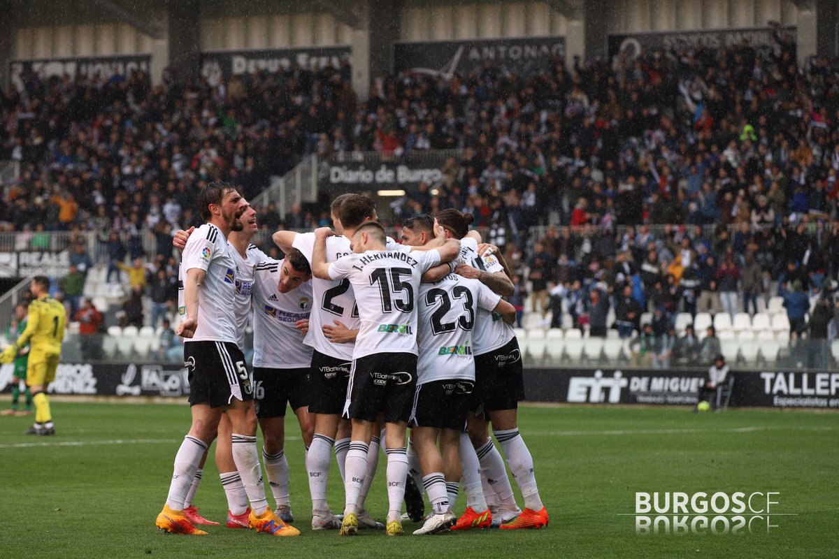 8 Finales.
<a href="/Burgos_CF/">Burgos Club de Fútbol</a> 
⚔️🛡️🫡⚪️⚫️
¡De este barco no se baja NADIE!
.
GRACIAS, sigamos en la pelea!
🏟️👏🏽