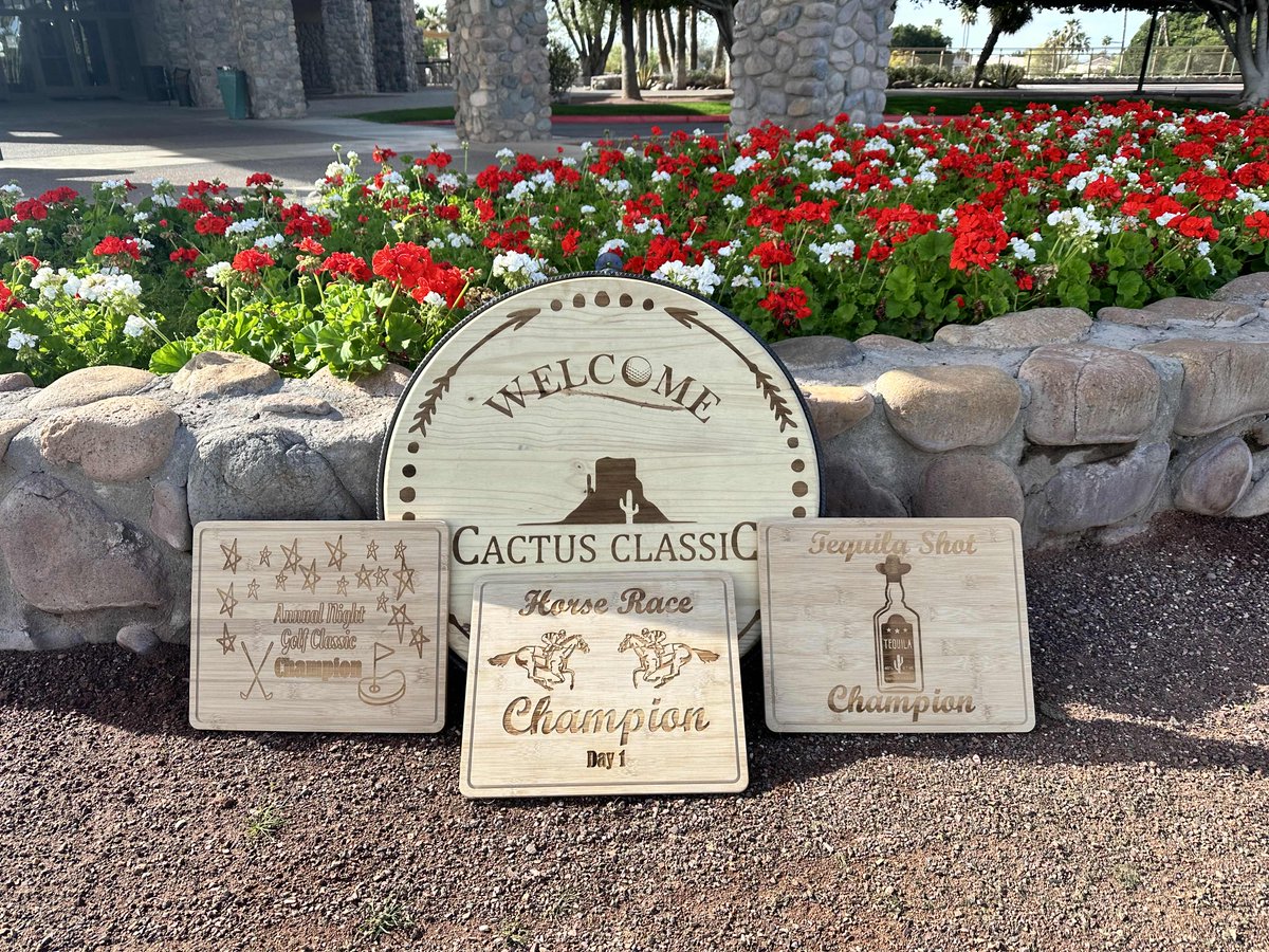 Awesome sign & prizes donated to the Cactus Classic Tournament by our outstanding members 😎🌵🏌️‍♂️

#Arrowhead #CountryClub #MemberGuest #Tournament #AZ