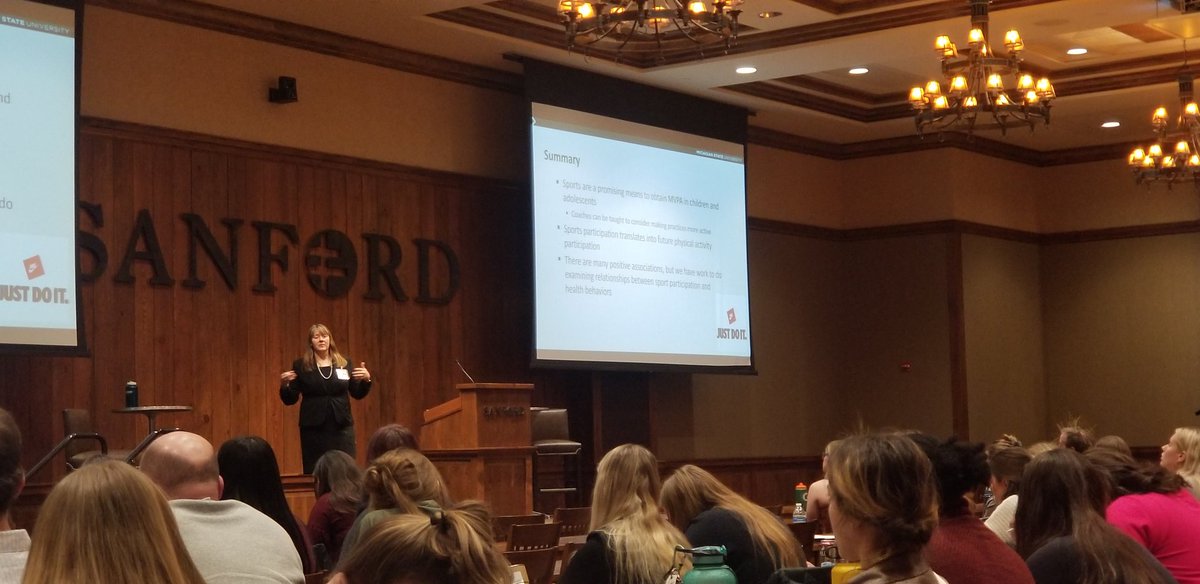 ThayneMuncePhD's tweet photo. Big thanks to @pfeif51 for delivering an outstanding keynote lecture at #NACSM23! We appreciate you sharing your time &amp; knowledge with our attendees. @NorthlandACSM @ACSMNews @kap_msu https://t.co/W4ahgNUoZa