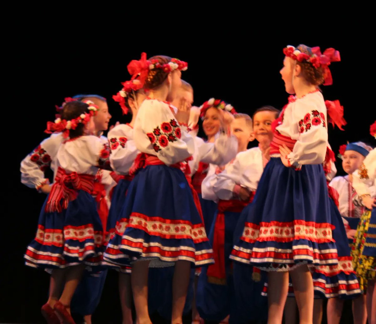 ZolotoDancers's tweet photo. Continuing our weekend at Manitoba Ukrainian Dance Festival our youngest dancers were scored well & complimented by the adjudicators receiving a GOLD MEDAL🏅for their Hopachok dance!
#mudf #zolotodancers https://t.co/WUOh2aSWV0