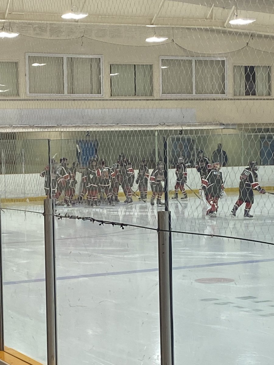 U13BCaps's tweet photo. Caps up 2-1 after 2. https://t.co/yv1N1e7vb8