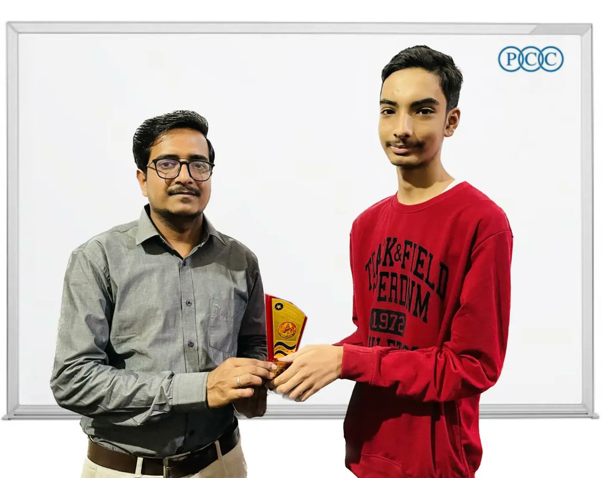 onlinepcc's tweet photo. Student of The Year Programme 2022 - 23

Test - 2 Winner &amp; Runner - Up

#PawanComputerClasses #onlinepcc #pcc #pccian #student #programming #coding #coaching #studentoftheyear #java #python https://t.co/AD8kBv6W0G