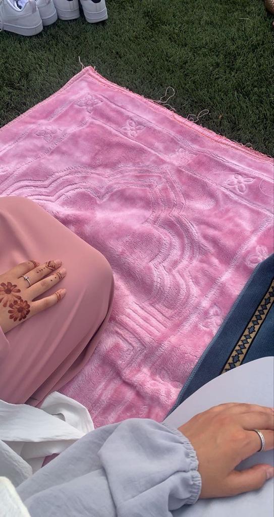 Sujood a love story no one will understand except Those you pray.
