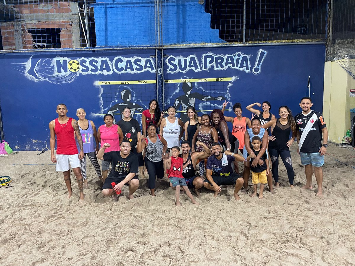 NeuerAlan's tweet photo. AM FUNCIONAL 

Nem todos os dias temos foco. Falhas acontecem, mas você precisa seguir em frente e se manter firme no seu objetivo!

#amfuncional #funcional #personal #personaltrainer #exercicios #qualidadedevida #mudancadehabito #mudancadevida #treino https://t.co/jl9a9Ixfq8