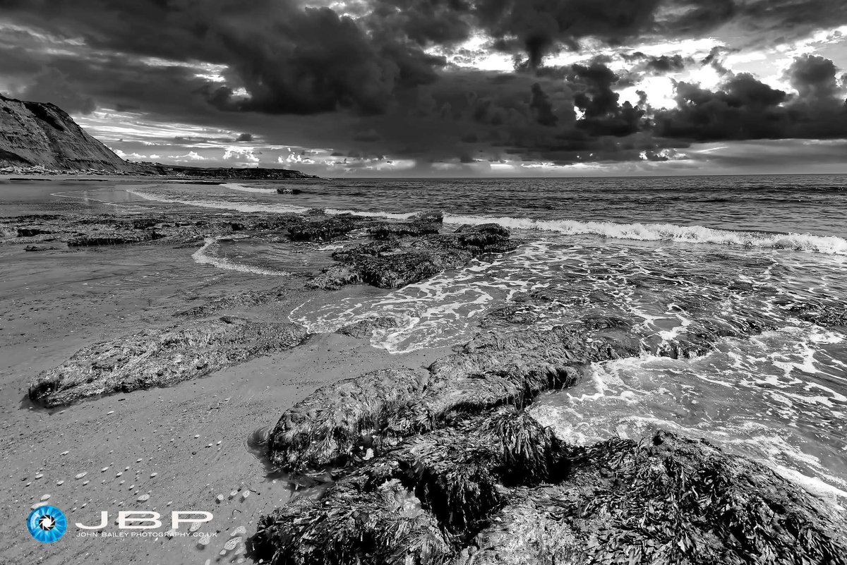 Says it all….
#Storm #StormHour #Stormysky #Weather #nature #WildNature #Monochrome #monochromephotography #blackandwhite #blackandwhitephotography #libraryfile