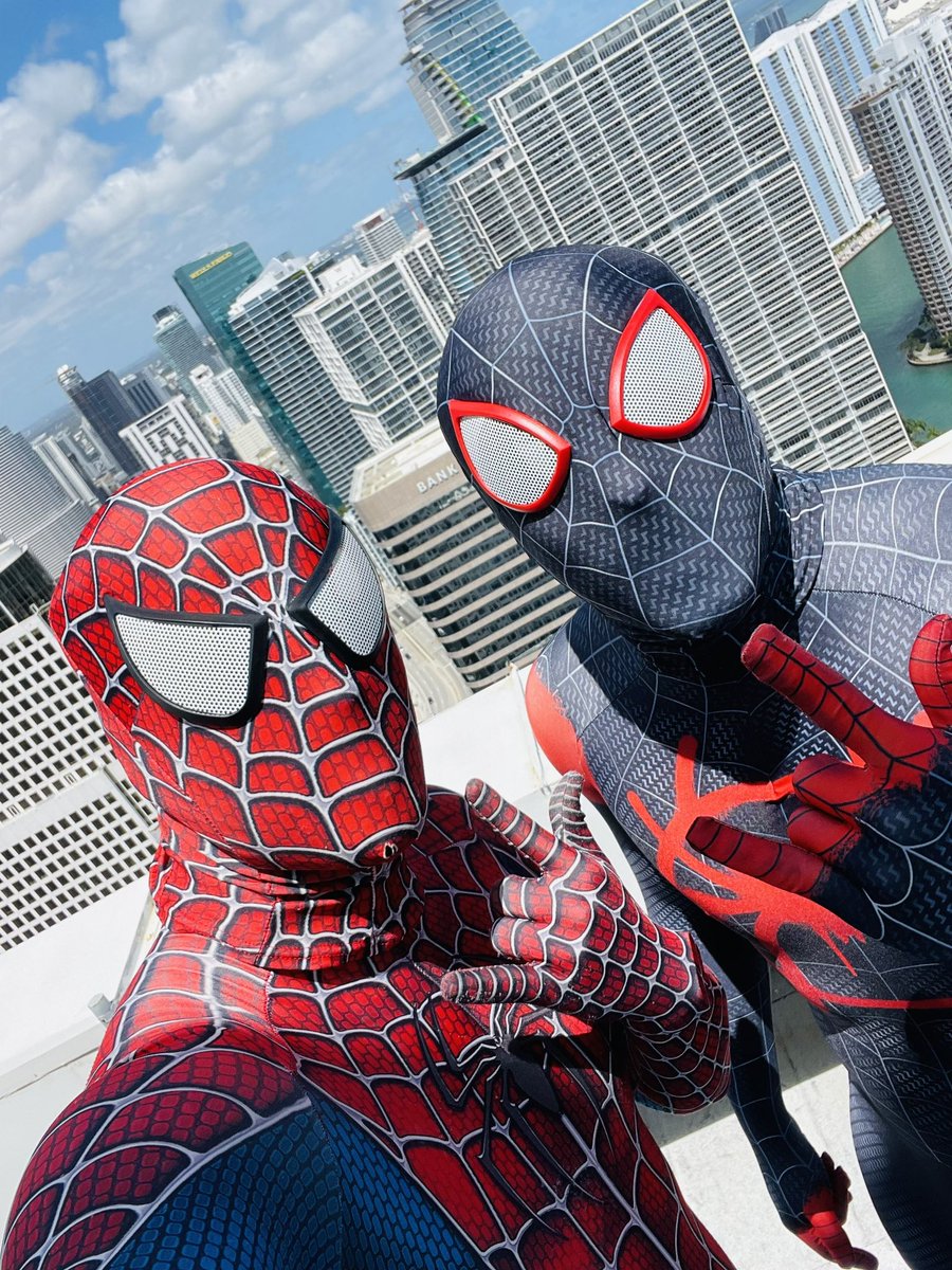 ManuelD62264356's tweet photo. Spiderman en Miami https://t.co/f6feGwnmwc