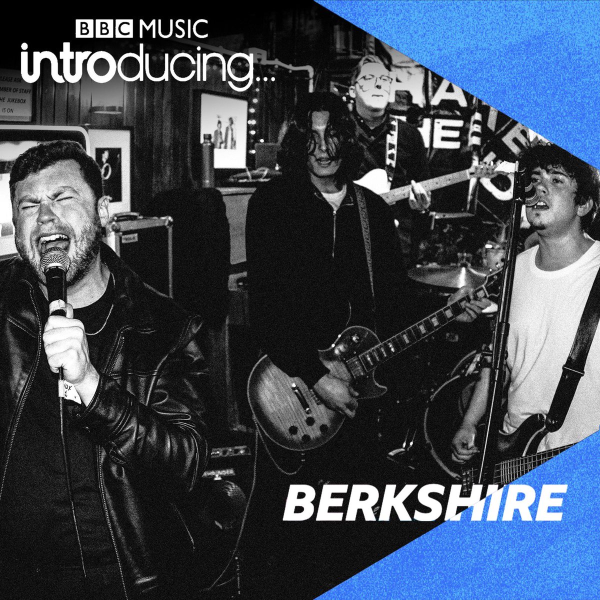 rilasedge's tweet photo. Howdy! 🤠 

We hope you are all having a dreamy weekend. Awesome to say that our friend @Alex West will be spinning not just one BUT TWO unheard singles tonight on @bbcintroducing ! Take time to tune into BBC Berkshire at 8PM or follow the link in our bio! X
📸-@helenarosecoma https://t.co/mPErnCGkuf