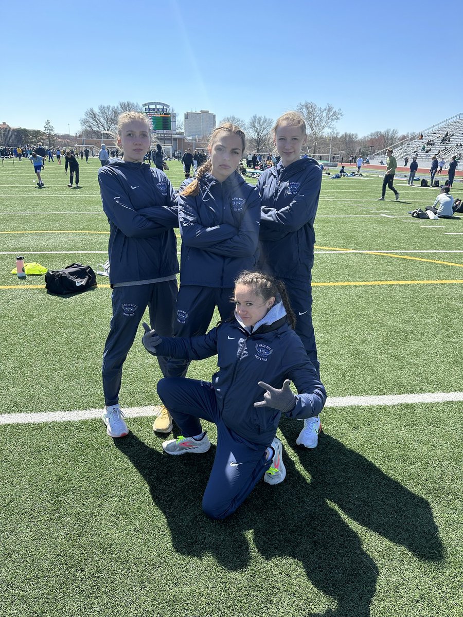 OWTracknField's tweet photo. 4x8 CHAMPS!
Paige Baker, Kalyn Willingham, Liz Browning, and Vice President Kolby Brown https://t.co/G8gPZEWzeW