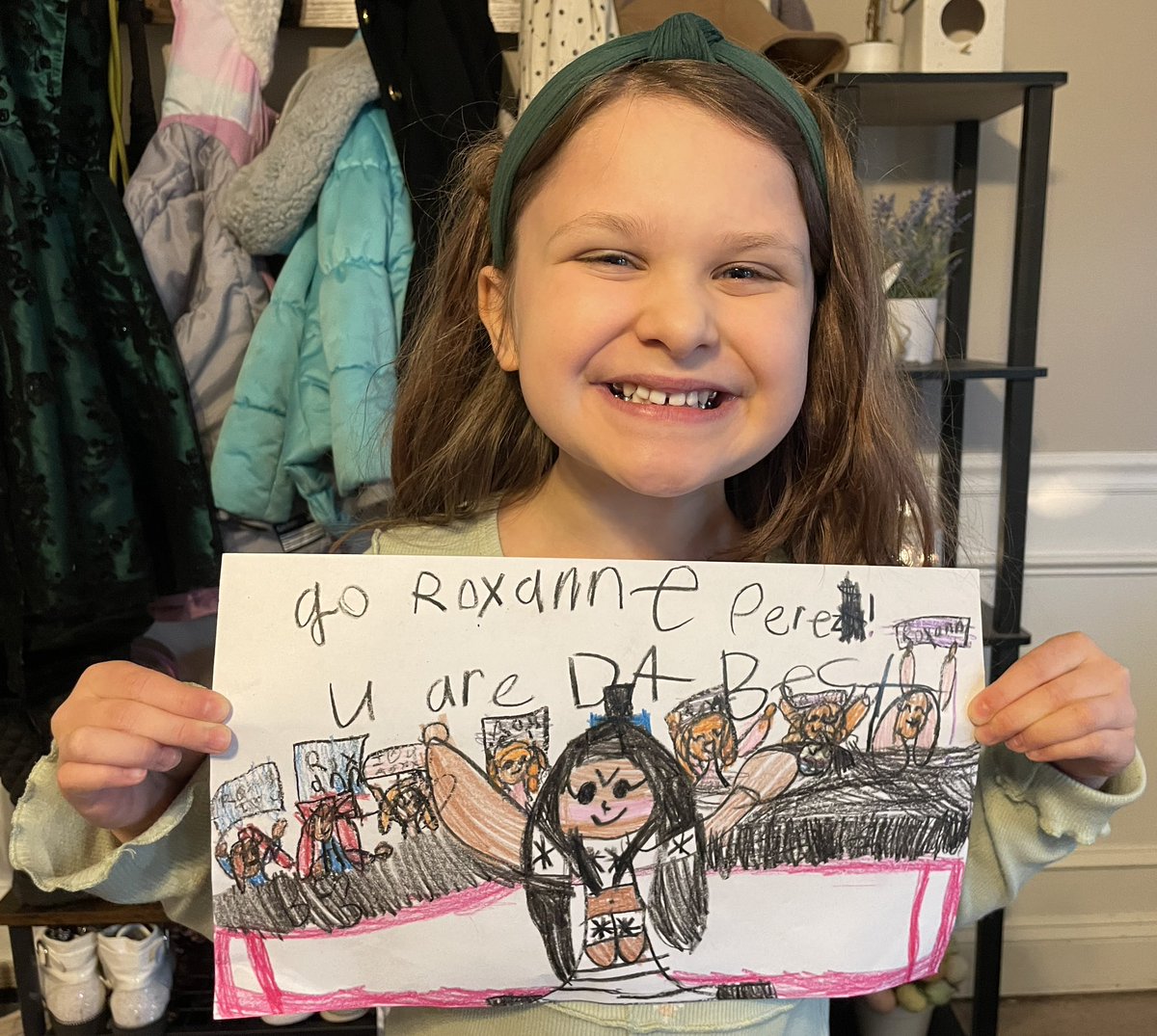 ChuckSaad's tweet photo. Looks like somebody found herself a new favorite wrestler! @roxanne_wwe  #NXTStandAndDeliver https://t.co/48Mklx83vd