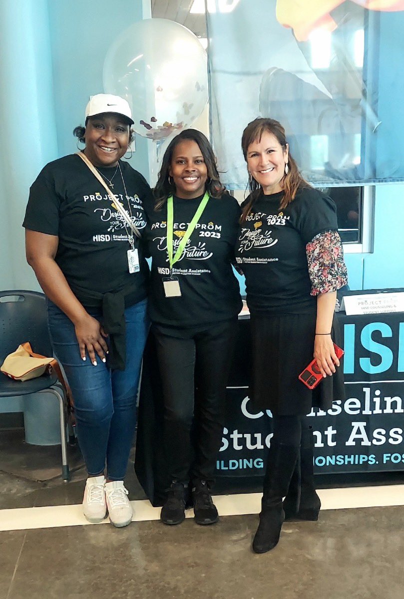 KarenJoHISD's tweet photo. Counseling and Student Services will like to give a HUGE shout out to the Students Assistance Dept. Everything was AWESOME. From the band, DJ as well as the motivational speaker. The students were super excited. #projectprom @HISD_ACC @studentassisa1 @HISDStudentSpt https://t.co/XAFa6odITE
