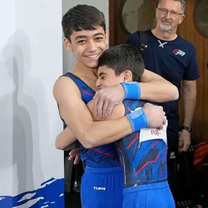 centroarmenio's tweet photo. Nuestros atletas armenios Hamlet Manukyan y Mamikon Khachatryan obtuvieron el primer y segundo puesto respectivamente en el campeonato de gimnasia artística juvenil llevado a cabo en Antalya, Turquía. 
¡Felicitaciones! 🇦🇲 https://t.co/HS6DDlmQyw