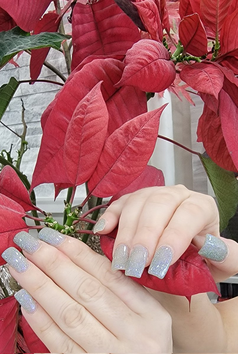 YOU Are Beautiful 3️⃣2️⃣K on Twitter "RT _Datewthdestiny Nails done"