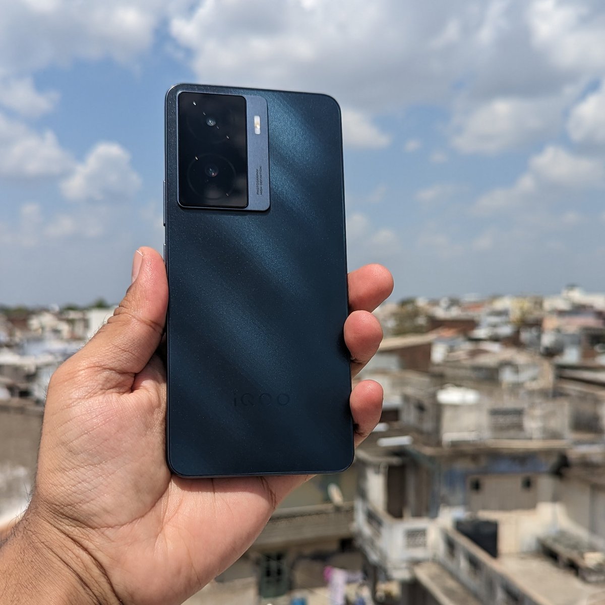 itechyjaimin's tweet photo. IQOO Z7 5g Unboxing : https://t.co/SuhwmSYNii
--
Follow Me : @itechyjaimin 
--
#IQOO #IQOOIndia #IQOOMobile #IQOOZ7Series #IQOOZ75g #IQOOZ7 #IQOOSmartphone #Dimensity920 #AMOLED #5g #OIS #IQOOCamera #IQOOPhone #Review #Unboxing https://t.co/JElnhbUuu1