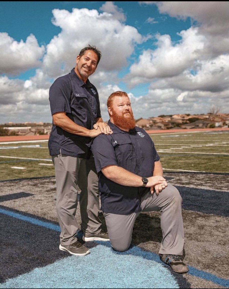 Best trainers EVER! We love our guys, Doc and King <a href="/CTJATHTRN/">JOHNSON_JAGUARS_AT</a> !  What an honor to get treatment from the BEST!!@JPApride <a href="/NeisdAthletics/">NEISD ATHLETICS</a>