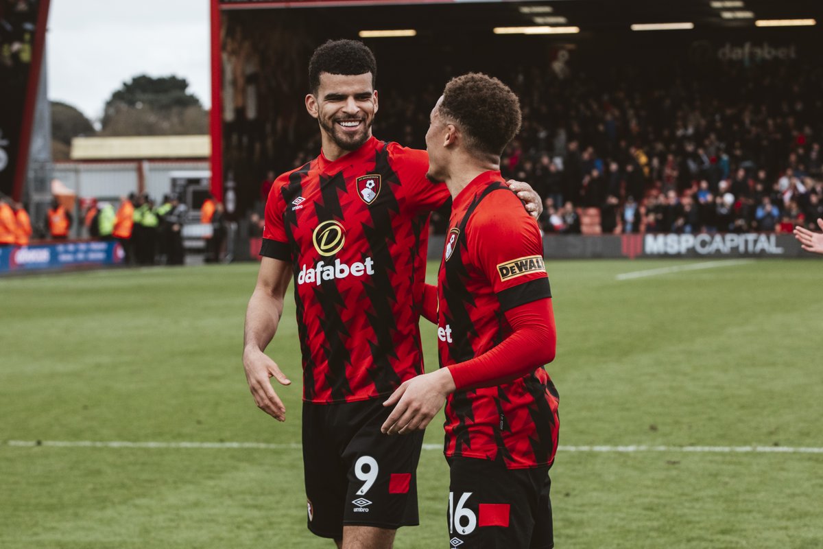 afcbournemouth's tweet photo. ⚽️⚽️⚽️⚽️
🅰️🅰️🅰️🅰️ 

@_MarcusTavv has 𝗳𝗼𝘂𝗿 goals and 𝗳𝗼𝘂𝗿 assists in his last six appearances 🤯

A differential for your @OfficialFPL team? 👀 https://t.co/Tuci0aPLqC
