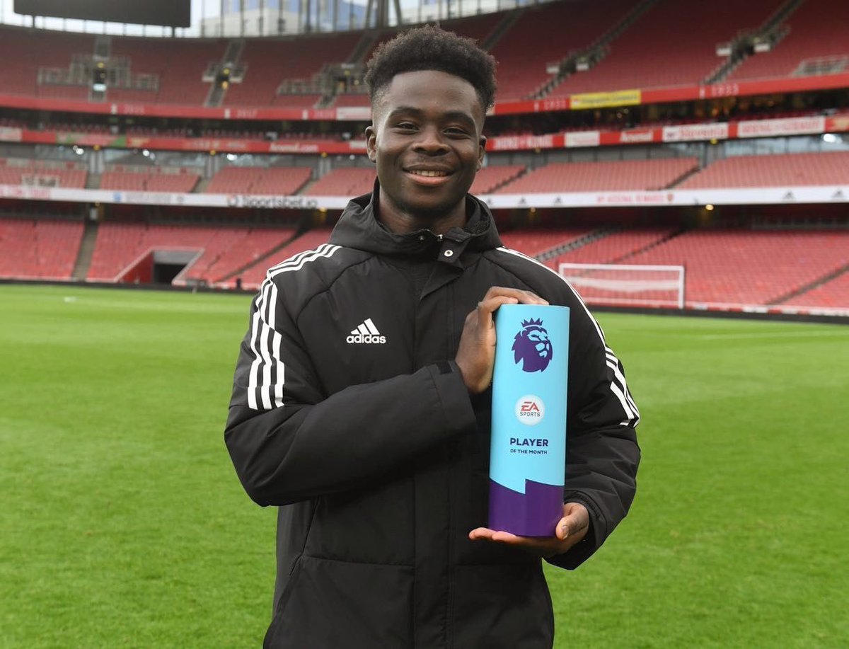 Happy to have won March’s Premier League Player of the Month award. Even though I’m the one receiving it, I couldn't have done it without all the hard work from my teammates and everybody at the club. Thank you again and let's keep going 🏆