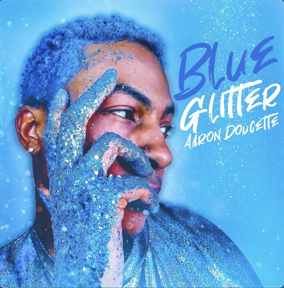 MagicHandz's tweet photo. WOW … today the 1 year anniversary of #BlueGlitter by @aarondoucette !!
This album man.. fun, timeless R&B music with the hits “Better”, “All For You”, “Overnight” & “Feels Like Magic” (that he allowed me up help write ✍🏽)
Forever grateful for this! Thank you! 🥹💙 https://t.co/vAy8cBRVfp
