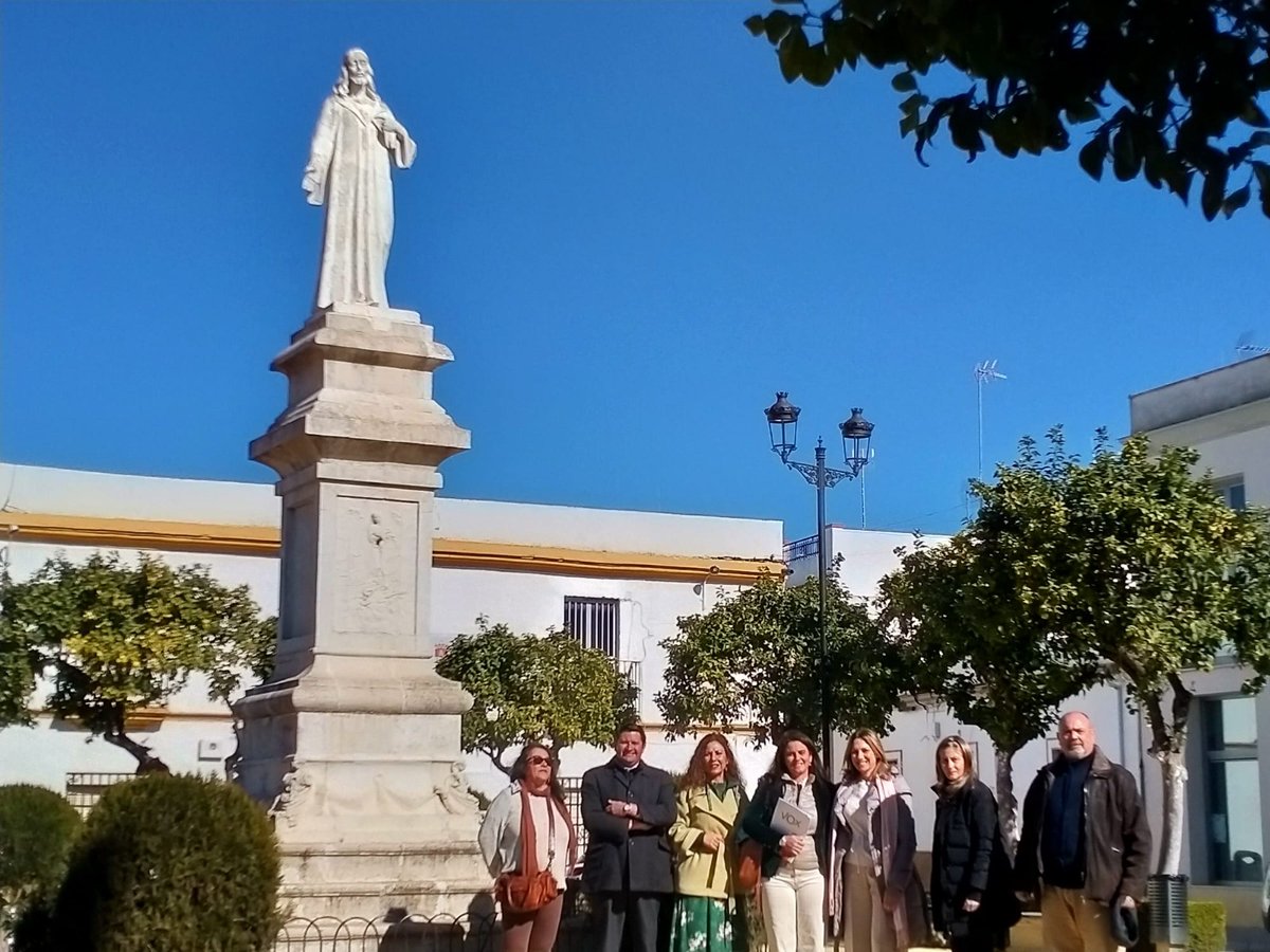 VOX_Valencina's tweet photo. 📰‼️ Nuestro pueblo sigue saliendo en la prensa debido a los escándalos y las corruptelas del PSOE. 

¡Basta ya!

¡Hay alternativa para Valencina!

#CuidaLoTuyo https://t.co/Ds0bGG0TQ4