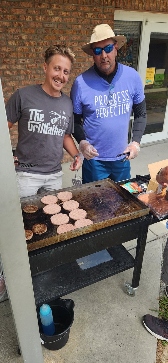 MsE_teaches's tweet photo. @spiritbelieves celebrated the return of Early Release Wednesday's with a Grill n Chill. We had @Spirit_CoachS aka the Grill Father on the burgers, @BillWilbert1 supervising, and Coach P on the dogs. Thankful for @carrieadevaney for bringing us together https://t.co/ade7adaVS9