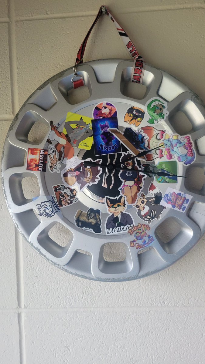 ChiliTheHusky's tweet photo. It's all done😁 https://t.co/tSbDYkSLKc