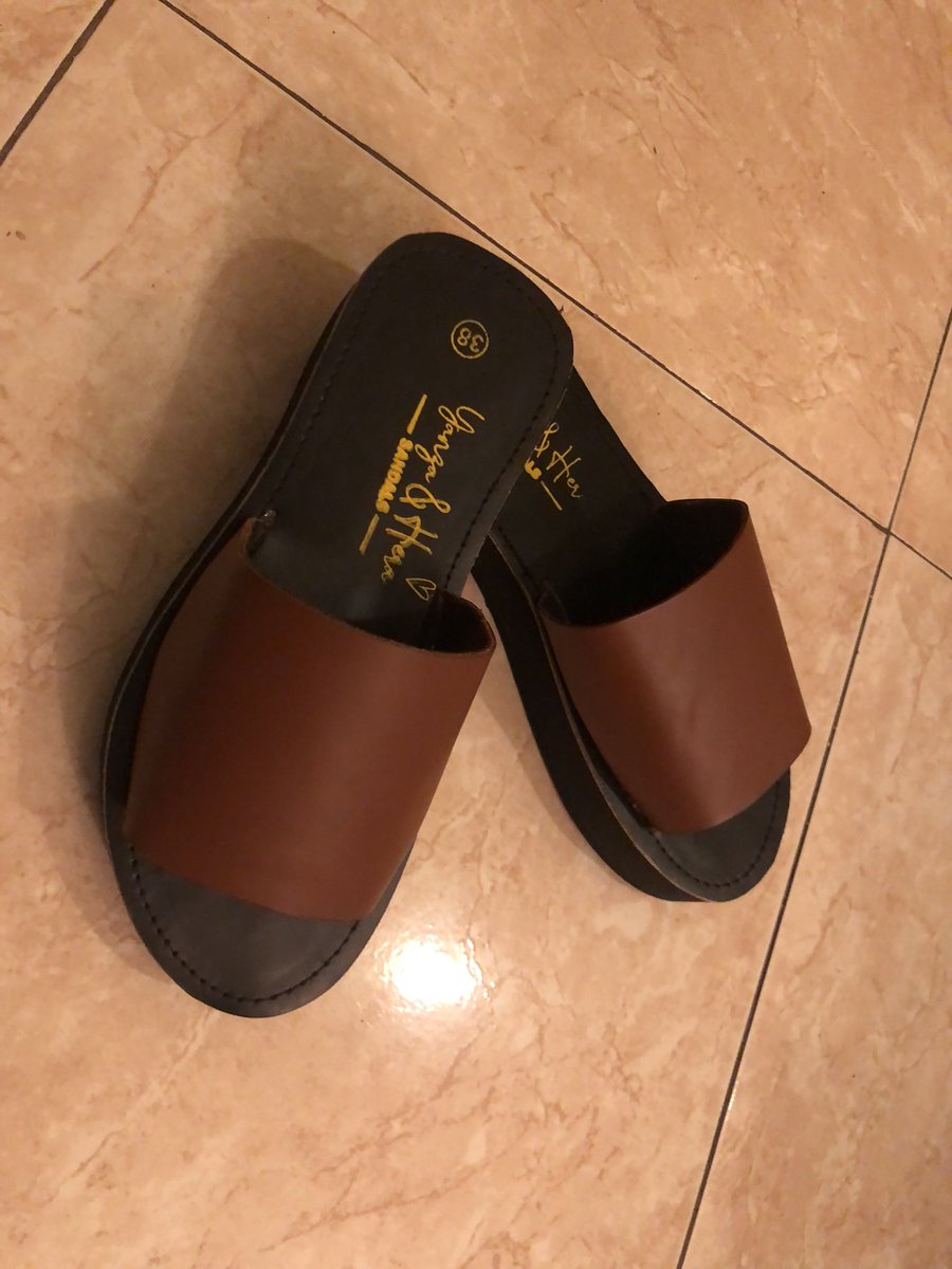 oscars8_the's tweet photo. Quality custom made leather sandals for ladies.
Available at ksh 1500.
Call/WhatsApp 0790861569 for orders. https://t.co/8mfGt16nKG