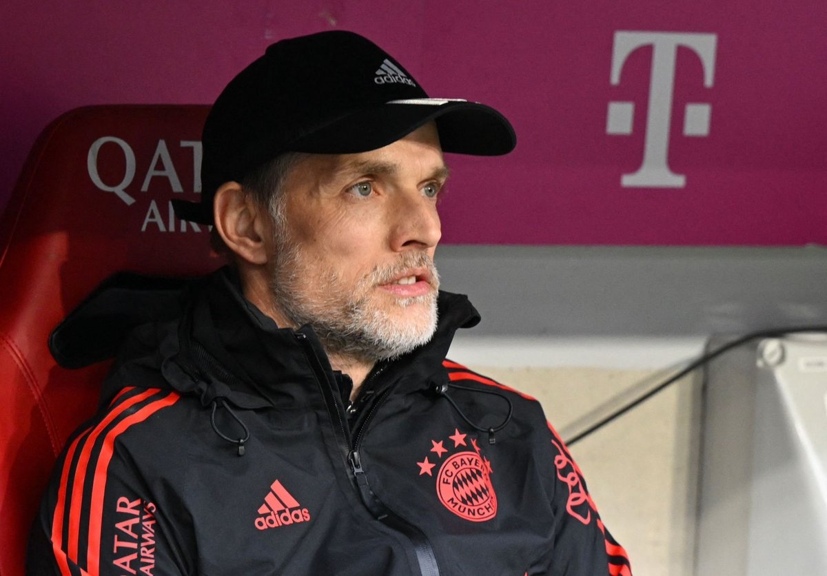 #Bundesliga
FT : Bayern 4-2 Dortmund

⚽ Kobel 13' (GBD)
⚽ Müller 18', 23'
⚽ Coman 50'
-
⚽ Can 72' (P)
⚽ Malen 90'

Debut manis Tuchel.. 👌