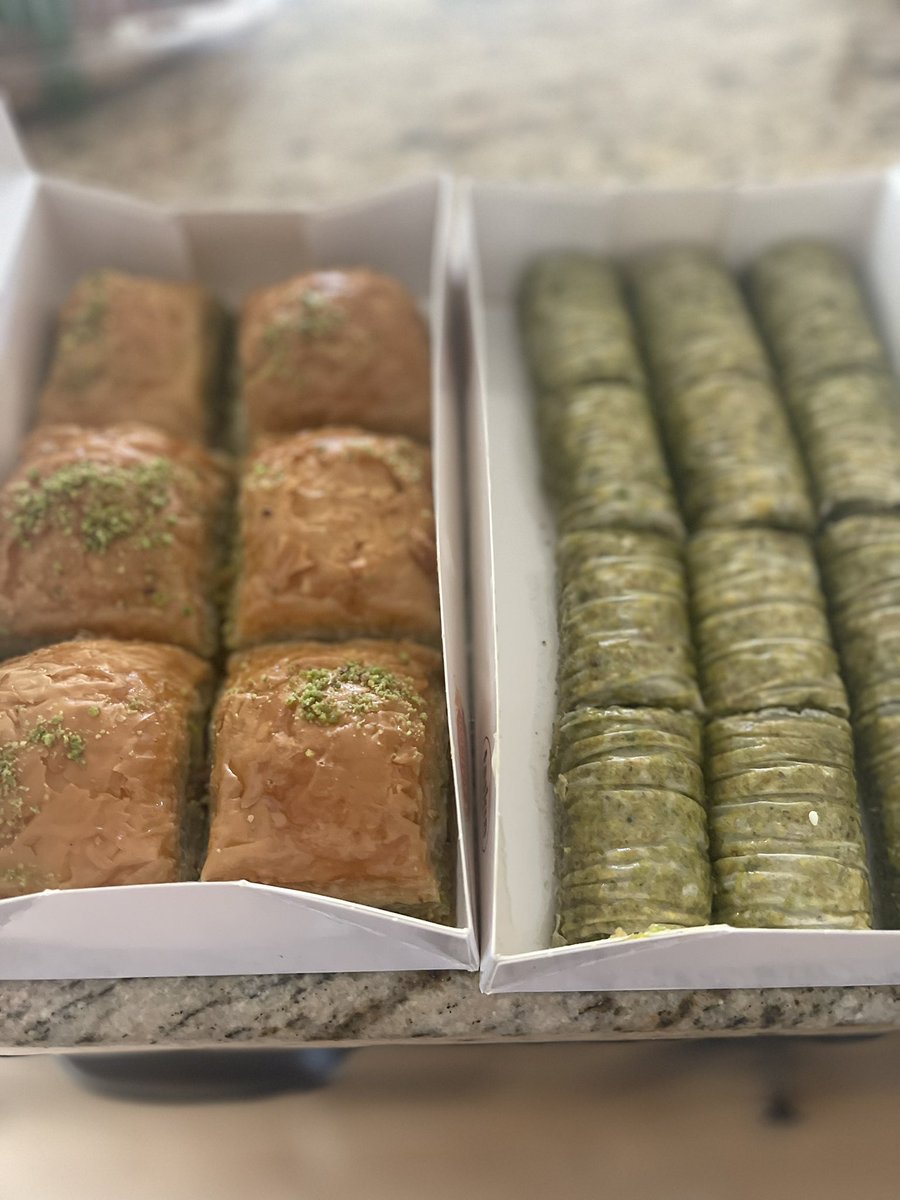 run_claire's tweet photo. Pre-run fuel anyone? π€ͺ
#prerunfuel #turkishdessert #baklava #fitgirlseattoo https://t.co/oG72nLwAvk