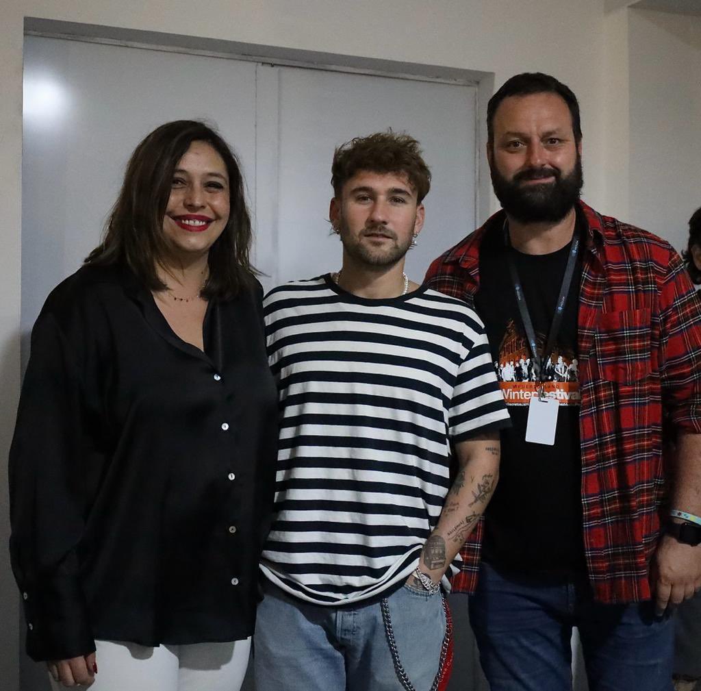 JESUSFABIAN2's tweet photo. Gracias @AnaMunozCLM por acordarte siempre de #Puertollano, #Puertollanera que nunca se olvida de serlo…es tan importante el #orgullomanchego llevar nuestra bandera…y sobre todo ser mi amiga, iremos por caminos diferentes pero siempre tendremos un sitio donde encontrarnos… https://t.co/CPVSH6UKTu