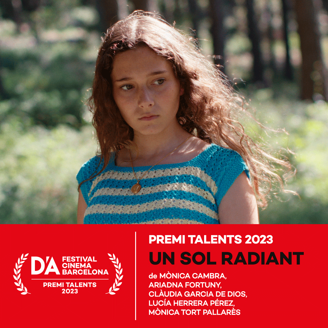 🏆 Premi #Talents #DA2023 per a UN SOL RADIANT, de M. Cambra, A. Fortuny, C. Garcia de Dios, L. Herrera i M. Tort. el jurat ha valorat "l'imaginatiu relat de coming of age, senzill i poètic, que expressa la crisi de futur de la joventut"

→ dafilmfestival.com/movie/un-sol-r…