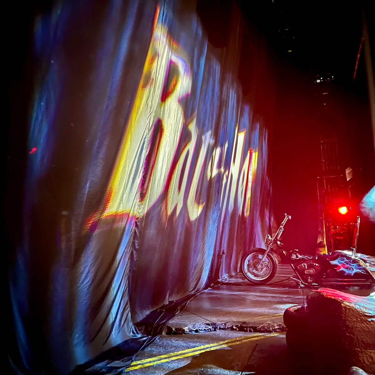 BatTheMusical's tweet photo. Come with me now - for one LAST magical, magical night! 🖤 https://t.co/jmRlsHtcLi